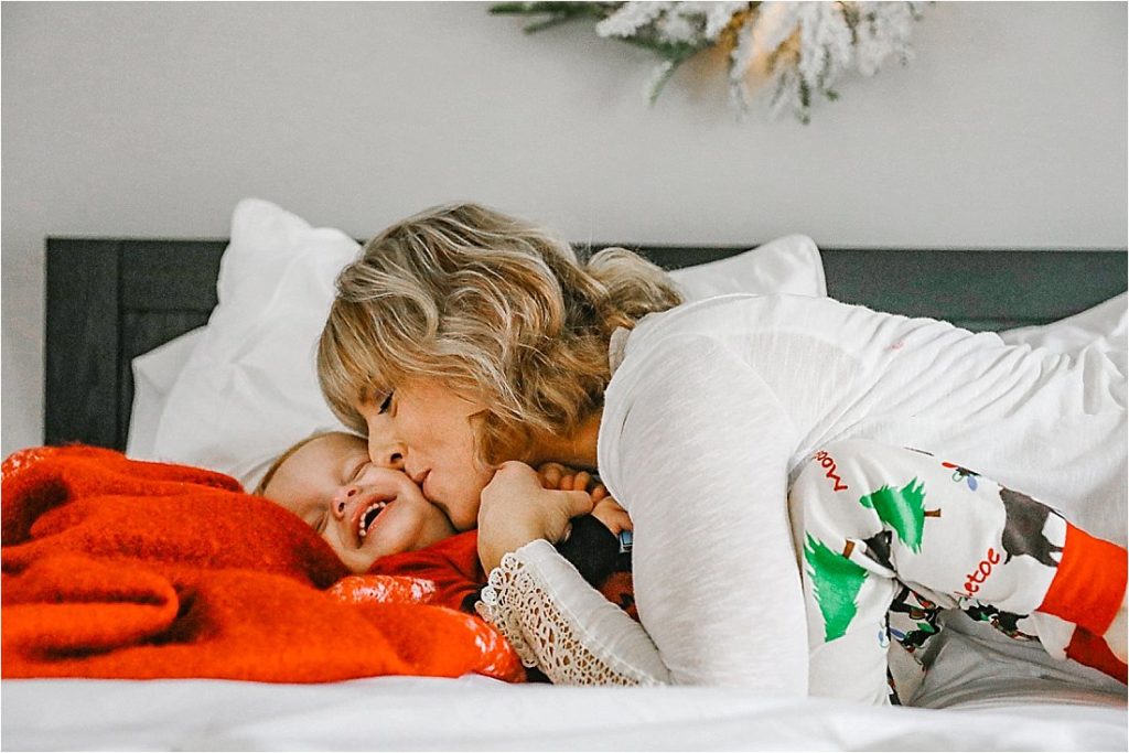 holiday pajama sessions in saltsburg pennysylvania