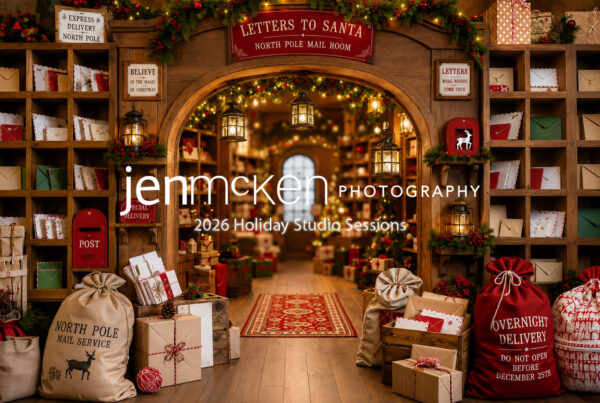 Jen McKen Holiday studio sessions with Santa's Mailroom